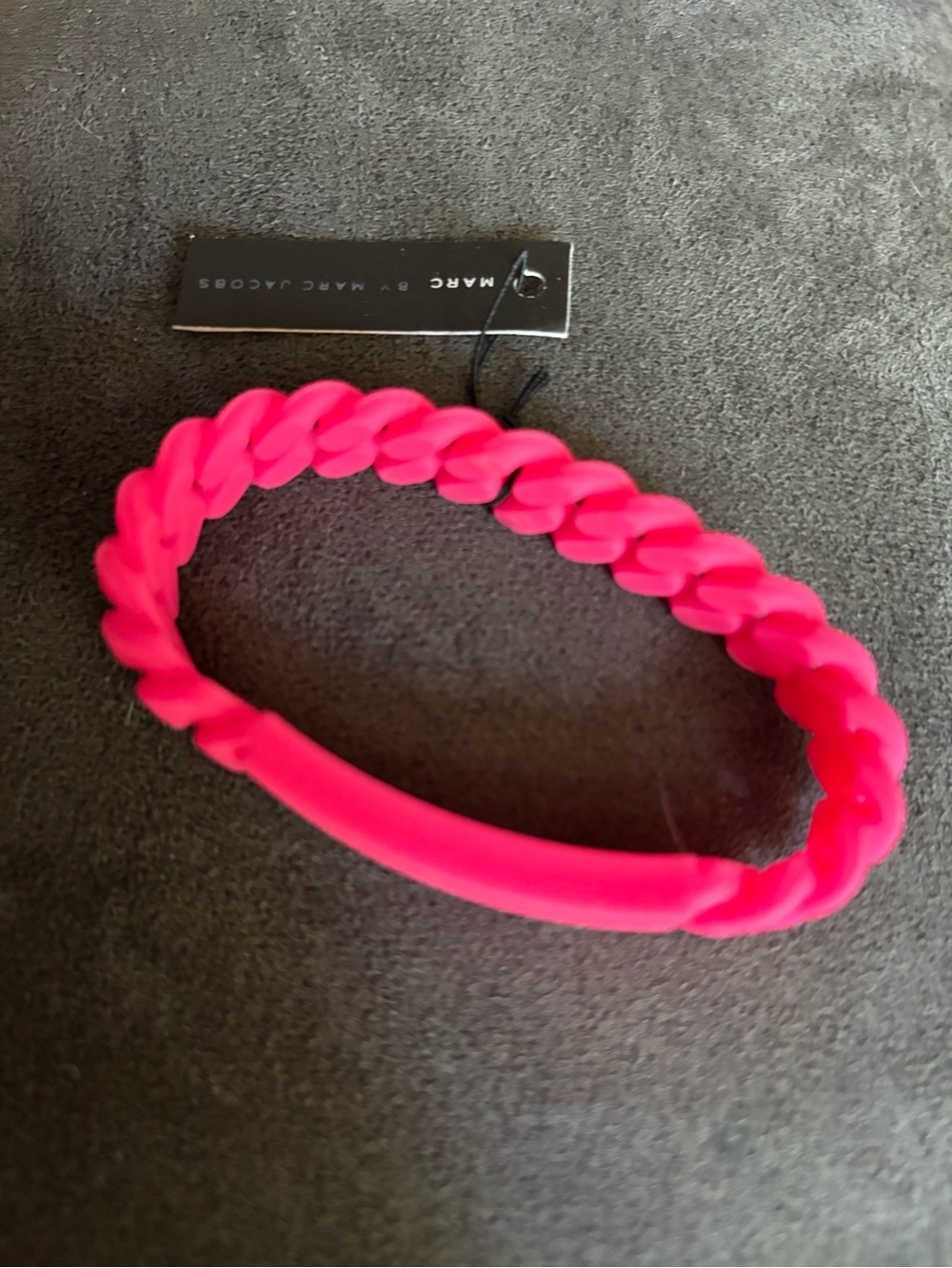 Marc Jacobs Black Silicone Link ID Bracelet - Picture 3 of 3